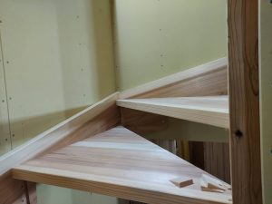 無垢の階段